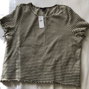Striped baby tee with lettuce edge